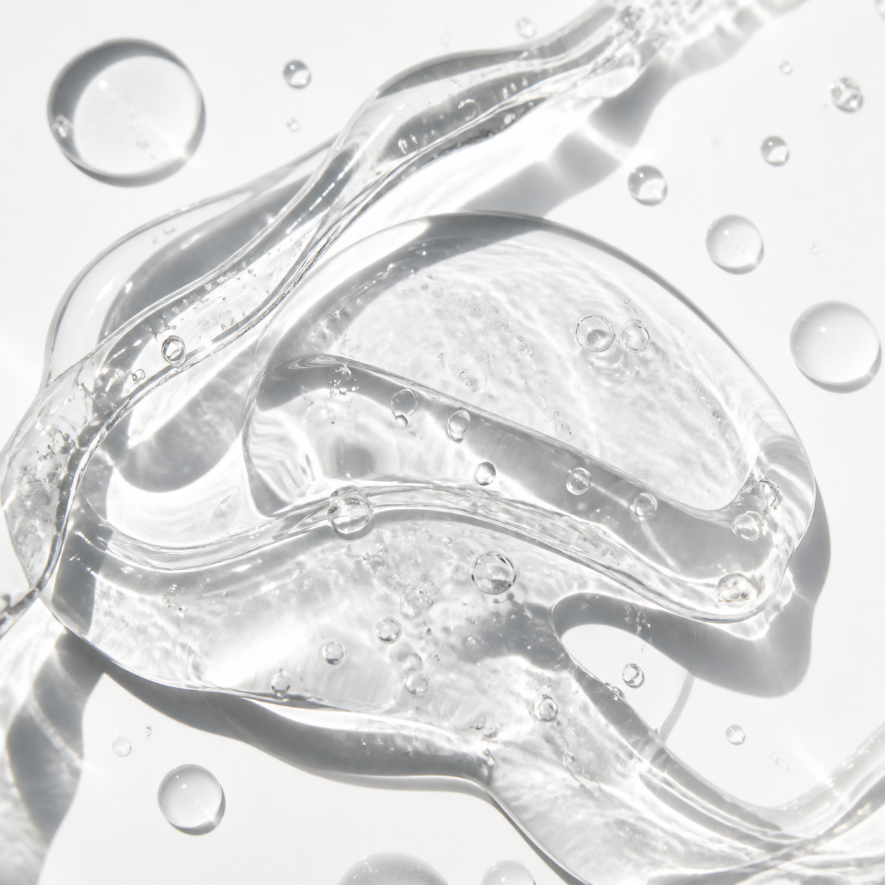Crystal-clear hyaluronic acid gel and luminous water reflections